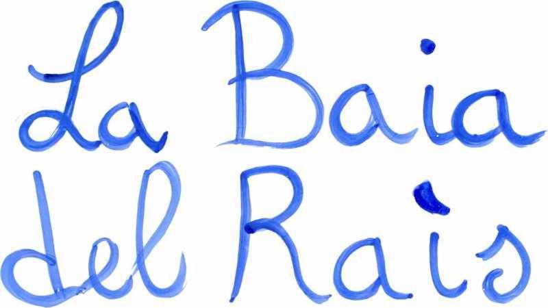 Appartamenti La Baia Del Rais ファルコーネ エクステリア 写真