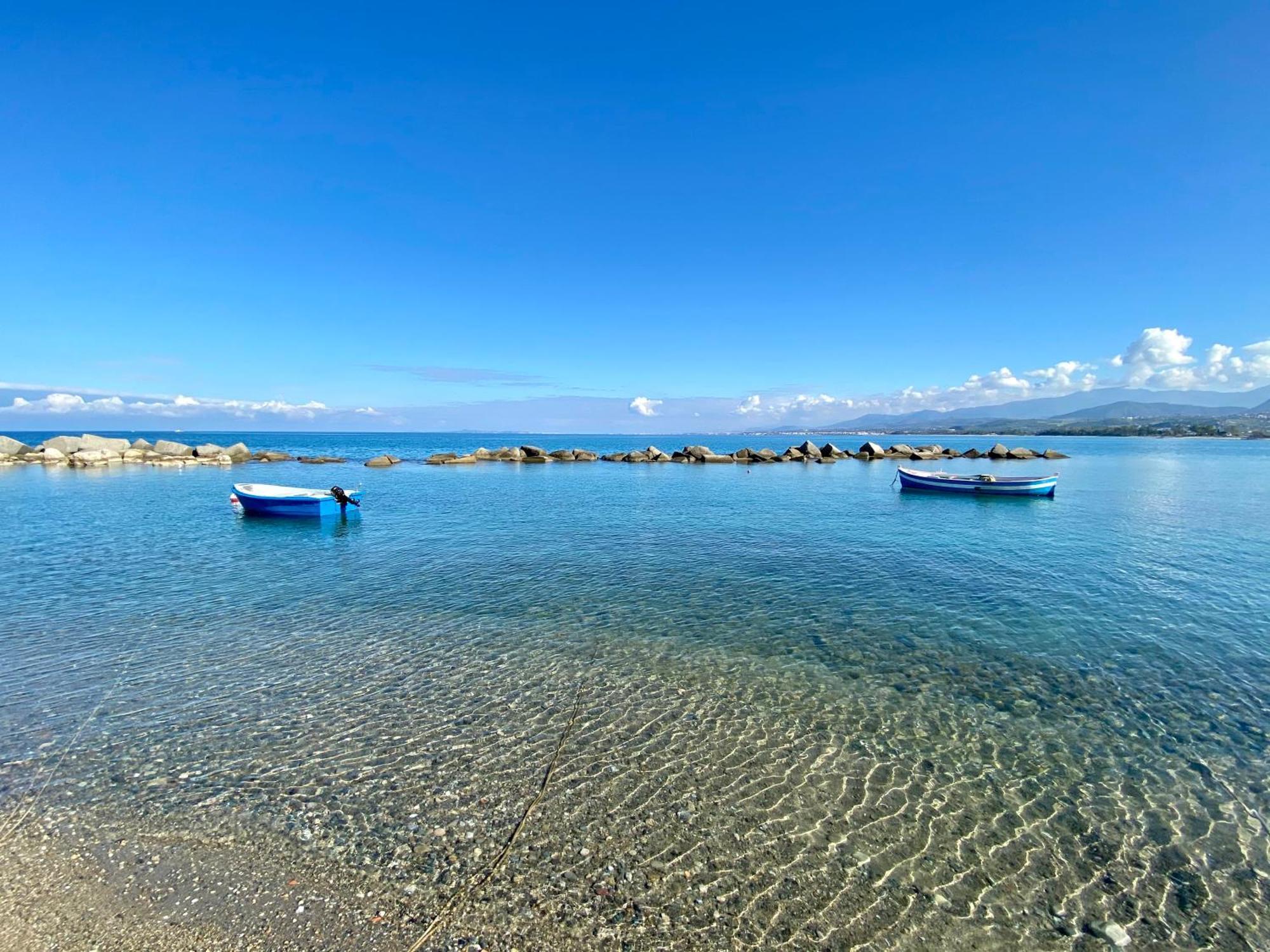 Appartamenti La Baia Del Rais ファルコーネ 部屋 写真